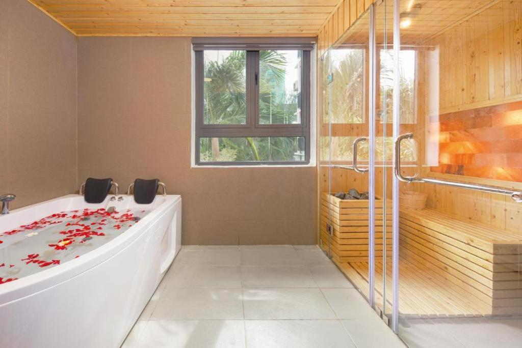 Grand Sea View Hotel & Spa 다낭 외부 사진